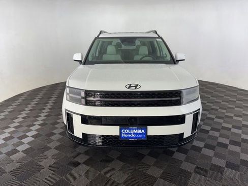 Used 2025 Hyundai Santa Fe Calligraphy AWD/4WD image 2