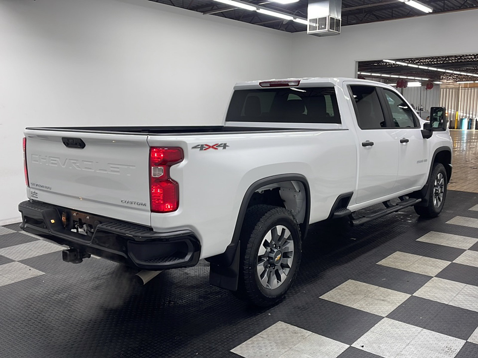 Used 2026 Chevrolet Silverado 2500 Custom w/ Custom Value Package AWD/4WD image 16