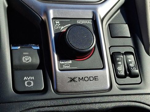 Certified 2024 Subaru Forester Premium AWD/4WD image 25