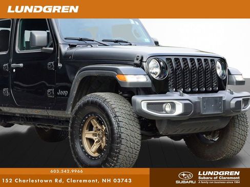 Used 2023 Jeep Gladiator Sport image 11