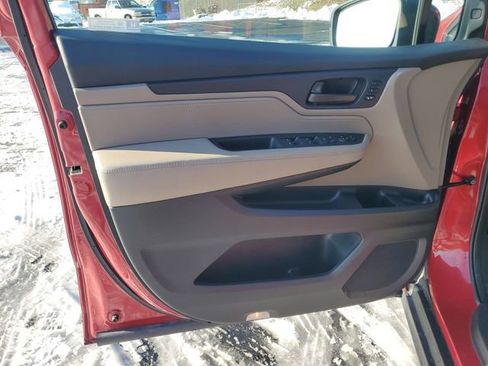 Used 2023 Honda Odyssey EX-L image 39
