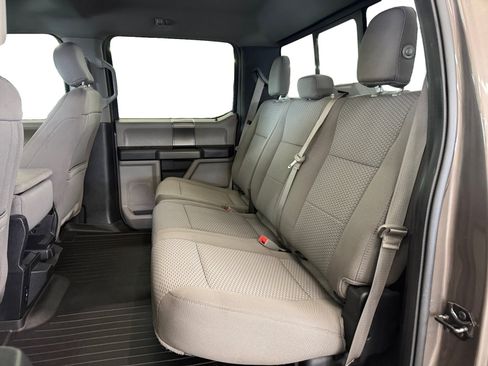 Used 2018 Ford F150 XLT w/ Equipment Group 302A Luxury AWD/4WD image 10