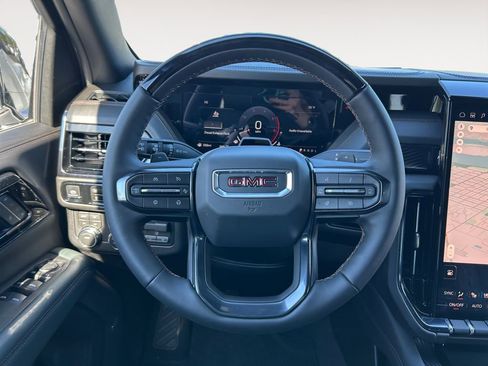 New 2026 GMC Yukon AT4 w/ AT4 Preferred Package AWD/4WD image 13