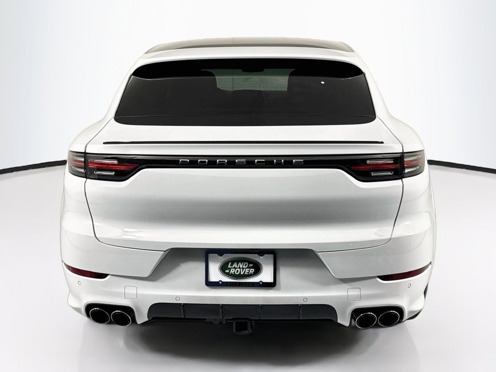 Used 2023 Porsche Cayenne Coupe AWD/4WD image 6