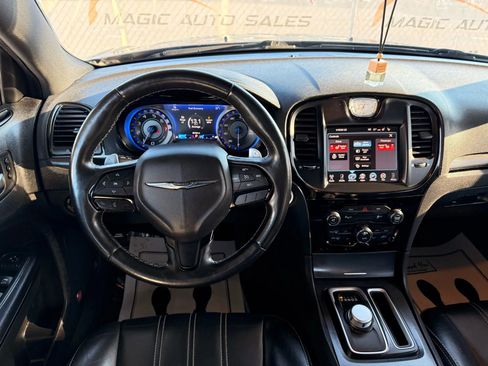 Used 2016 Chrysler 300 S w/ 300S Premium Group image 31