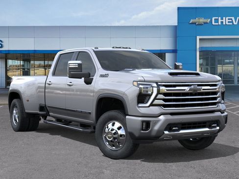 New 2026 Chevrolet Silverado 3500 High Country w/ High Country Premium Package AWD/4WD image 8