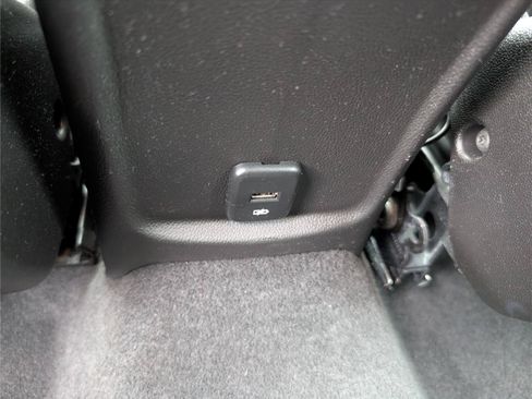Used 2018 Chevrolet Cruze LT FWD image 15