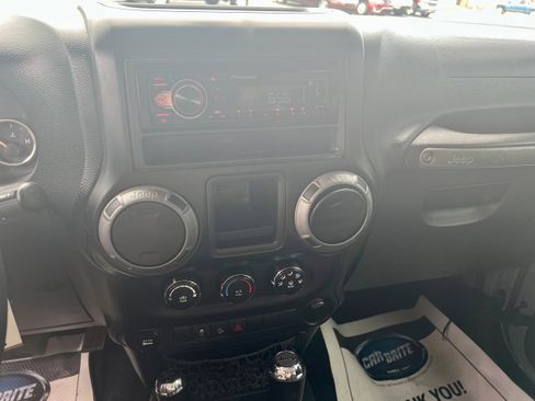 Used 2014 Jeep Wrangler Sport image 13