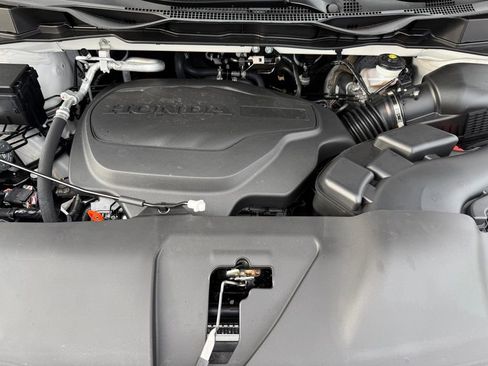 Certified 2026 Honda Odyssey Touring image 10