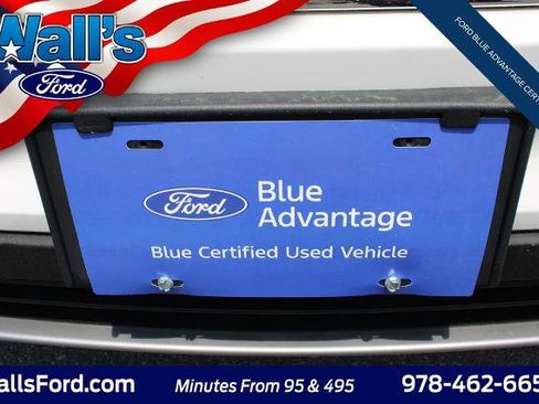 Certified 2022 Ford Edge SEL w/ Convenience Package AWD/4WD image 2