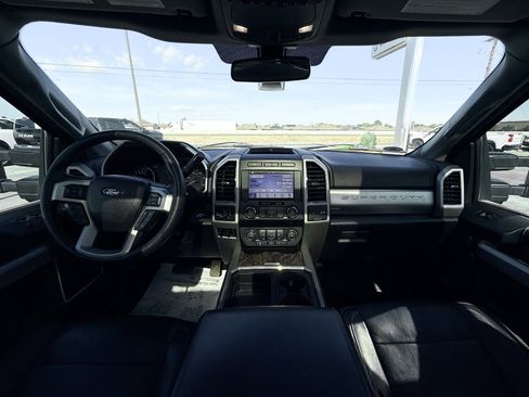 Used 2019 Ford F250 Lariat w/ Lariat Ultimate Package image 11