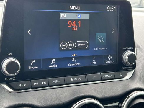 Used 2025 Nissan Sentra SV FWD image 26