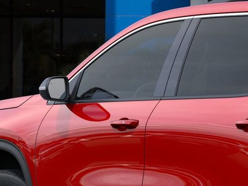 New 2026 Chevrolet Traverse LT image 12