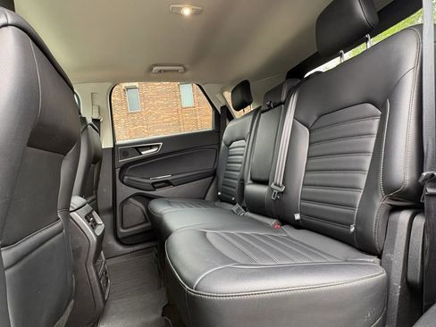 Used 2019 Ford Edge SEL w/ Equipment Group 201A AWD/4WD image 23