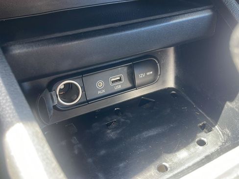 Used 2020 Kia Forte LXS FWD image 22