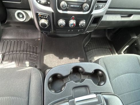 Used 2022 RAM 1500 Classic Warlock w/ Technology Package I RWD image 10