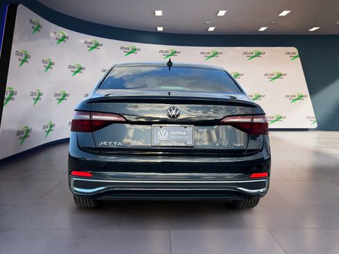 Certified 2022 Volkswagen Jetta SEL image 7