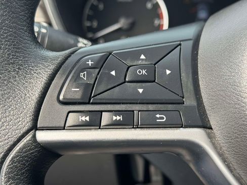 Used 2025 Nissan Altima 2.5 SV FWD image 20
