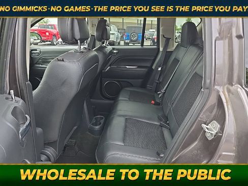 Used 2015 Jeep Compass Latitude FWD image 14