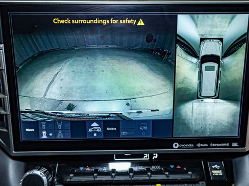 Used 2024 Toyota Sequoia Platinum image 23