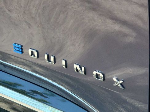 Used 2024 Chevrolet Equinox EV LT FWD image 11