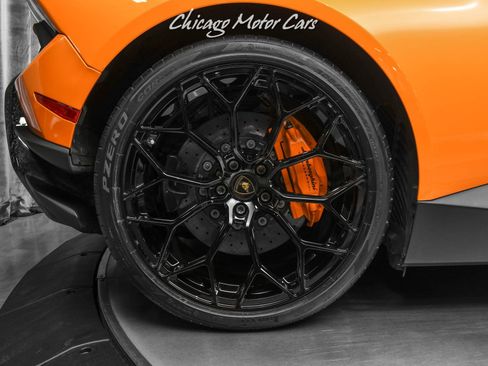 Used 2018 Lamborghini Huracan Performante image 50