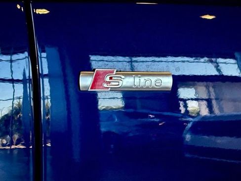 Used 2022 Audi Q3 2.0T Premium Plus w/ Premium Plus Package image 7