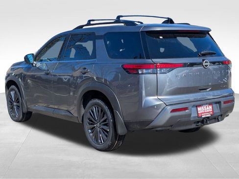 New 2026 Nissan Pathfinder SL w/ SL Premium Package image 11