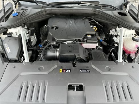 Used 2025 Genesis GV70 2.5T AWD/4WD image 16