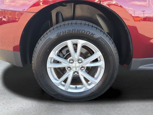 Used 2017 Chevrolet Equinox LT w/ Convenience Package image 32