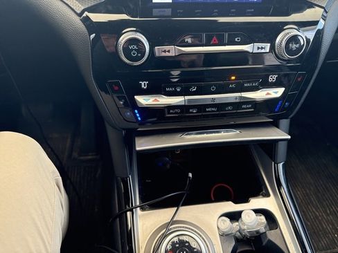 Used 2021 Ford Explorer ST w/ Equipment Group 401A image 13