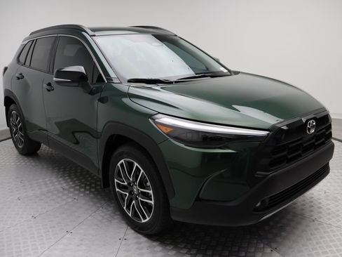 Certified 2026 Toyota Corolla Cross XLE image 6