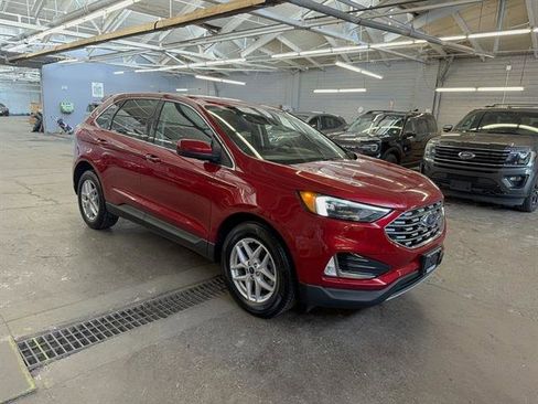 Certified 2022 Ford Edge SEL w/ Convenience Package image 17