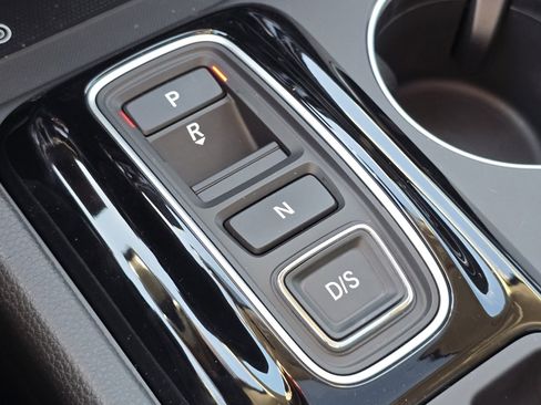 New 2025 Honda Pilot Touring image 32