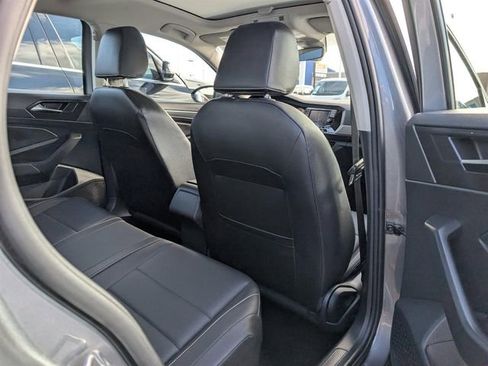 Used 2024 Volkswagen Jetta SE image 22