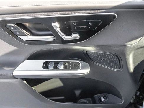 New 2026 Mercedes-Benz GLC 300 4MATIC image 14