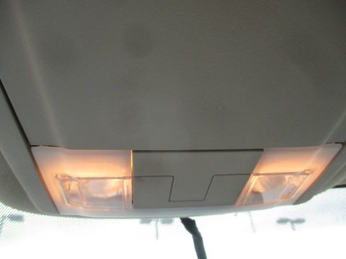 Used 2013 Ford Edge SEL AWD/4WD image 25