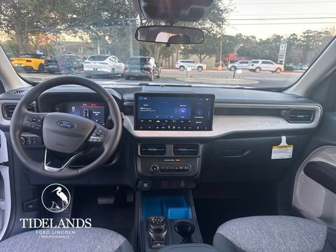 New 2026 Ford Maverick XLT w/ XLT Luxury Package FWD image 15