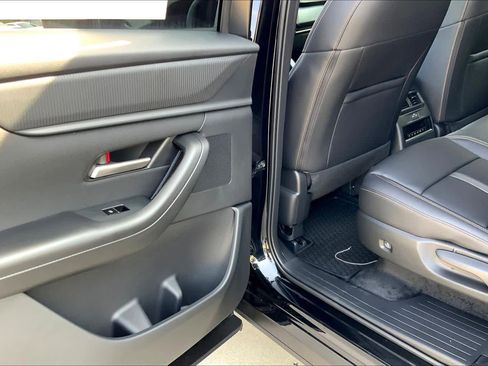 New 2026 MAZDA CX-90 3.3 Turbo w/ Select Package image 17