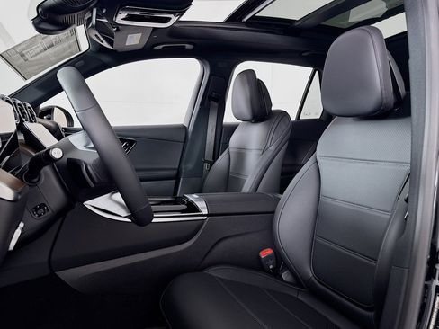 New 2026 Mercedes-Benz GLC 300 4MATIC image 16