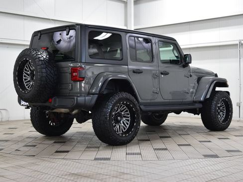 Used 2021 Jeep Wrangler Unlimited Sahara w/ Safety Group AWD/4WD image 8