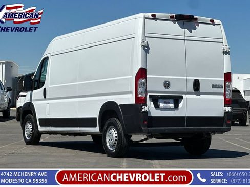 Used 2025 RAM ProMaster 2500 w/ Convenience Group FWD image 6