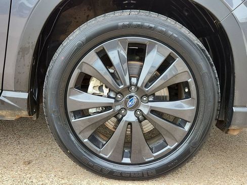 Used 2022 Subaru Ascent Onyx Edition AWD/4WD image 2