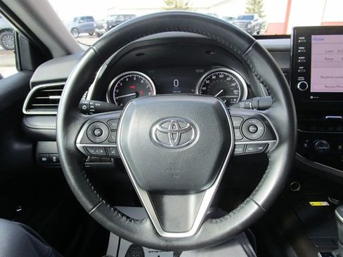 Used 2024 Toyota Camry XLE image 20