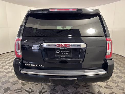Used 2017 GMC Yukon XL Denali w/ Open Road Package image 5
