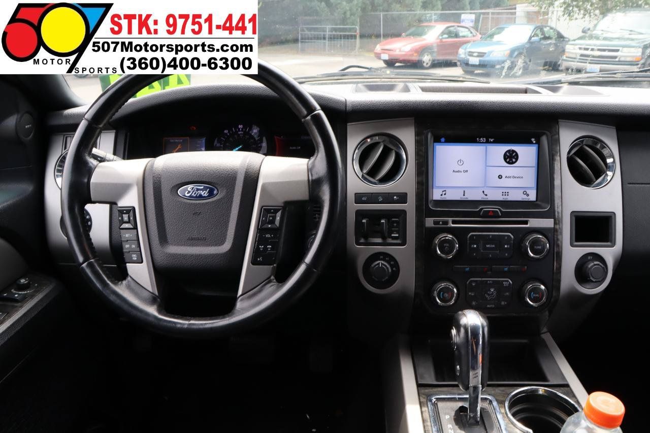 Used 2016 Ford Expedition Limited AWD/4WD image 18