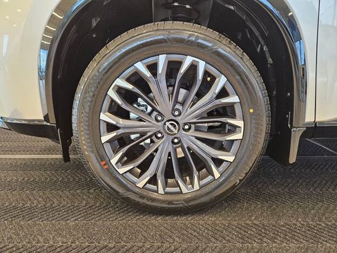 New 2026 Nissan Rogue Platinum image 12