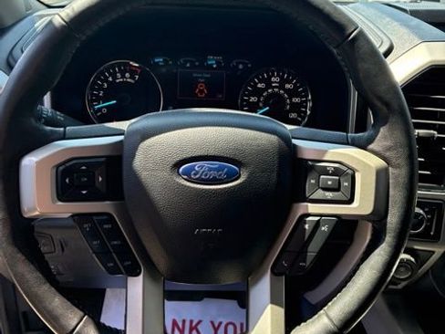 Used 2019 Ford F150 Lariat w/ Equipment Group 502A Luxury AWD/4WD image 14