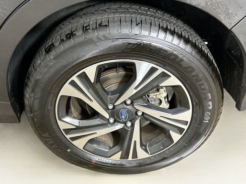 Used 2024 Subaru Crosstrek 2.0i Premium image 11