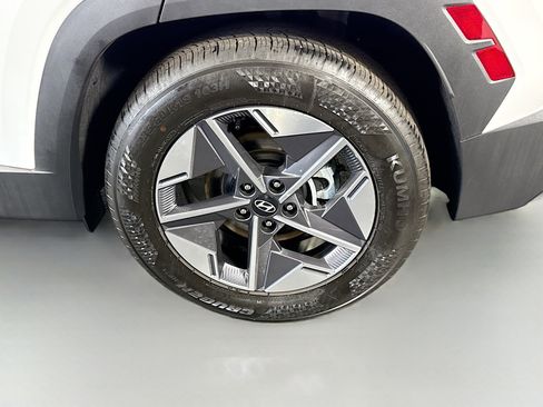 Used 2026 Hyundai Tucson SEL FWD image 37